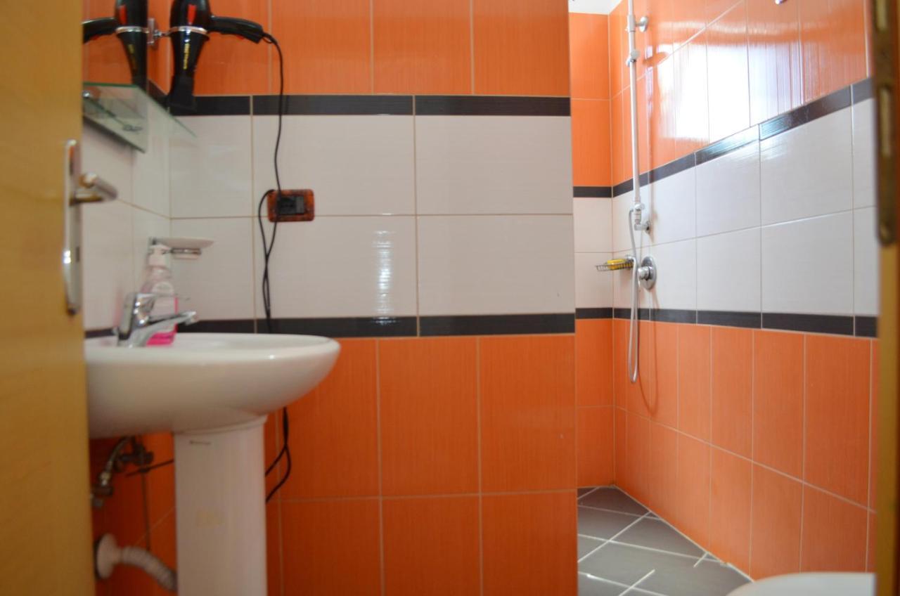 Sea View Apartments-qeparo Leilighet *