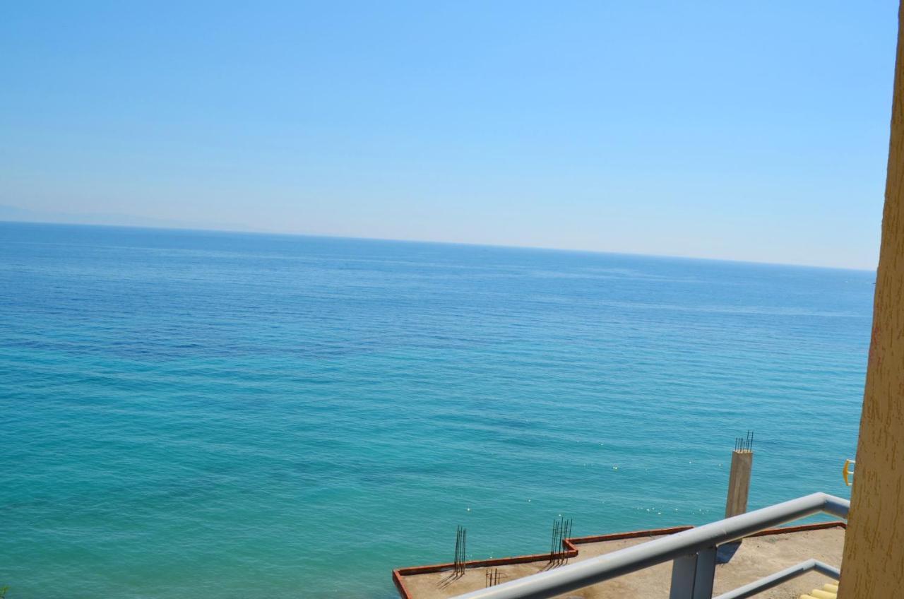 Sea View Apartments-qeparo Apartment